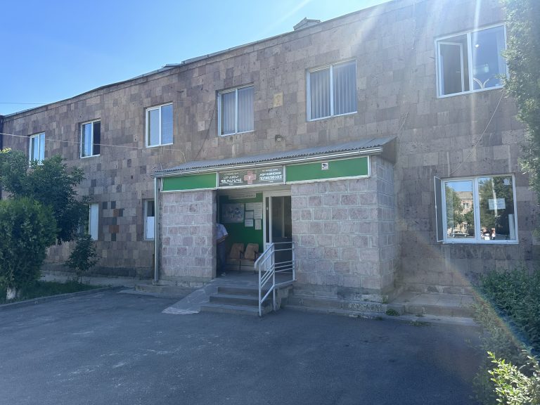 Support the Nor Hachen Clinic